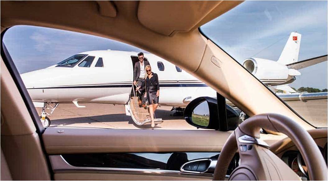 https://helijetair.com/wp-content/uploads/2024/03/HELIJET_CONCIERGE_SERVICES.jpg