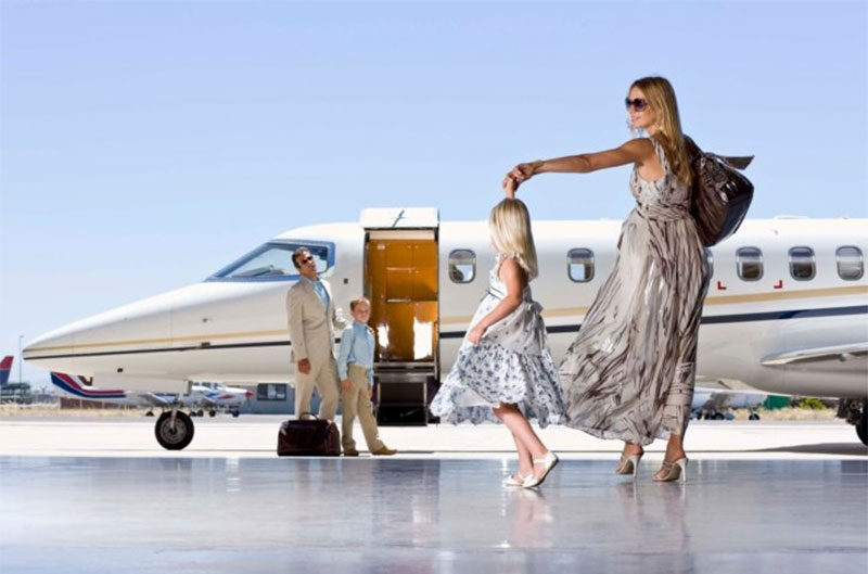 https://helijetair.com/wp-content/uploads/2024/03/Personal-Jet-Charter-1-e1710623583491.jpg
